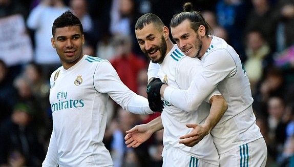 Ronaldo lập cú đúp, nhường Benzema đá phạt đền - Ảnh 7.