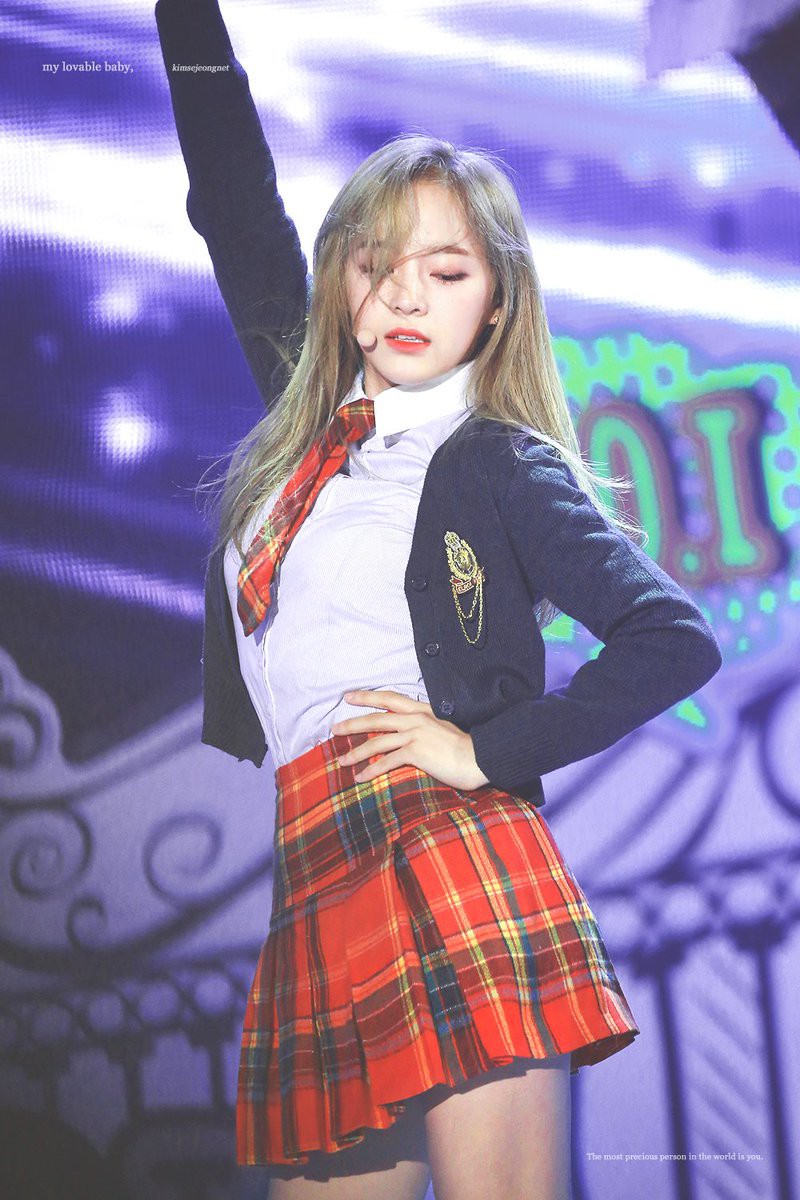 Theo đàn ông Hàn Quốc, đây là 9 món đồ hợp nhất với hội con gái mi nhon - Ảnh 4. Theo đàn ông Hàn Quốc, đây là 9 món đồ hợp nhất với hội con gái mi nhon - Ảnh 4.