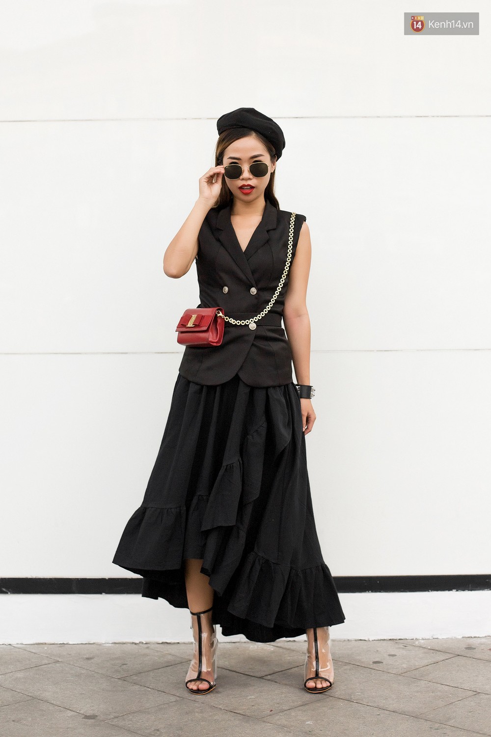 Street style 2 miền: Ra Tết, giới trẻ đã tích cực đọ độ swag với toàn những set đồ bụi bặm - Ảnh 3. Street style 2 miền: Ra Tết, giới trẻ đã tích cực đọ độ swag với toàn những set đồ bụi bặm - Ảnh 3.