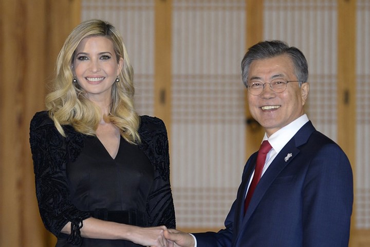 Vẻ đẹp hút hồn của ái nữ Tổng thống Trump tại Thế vận hội Pyeongchang - Ảnh 2.