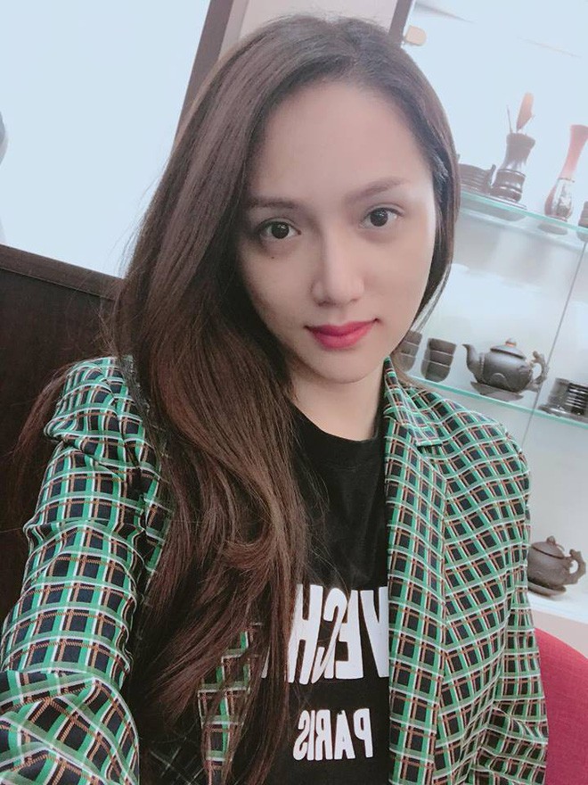 Thiết kế blazer của Zara có gì hot mà cả Thanh Hằng, Hương Giang Idol lẫn Á hậu Lệ Hằng thi nhau diện - Ảnh 2.