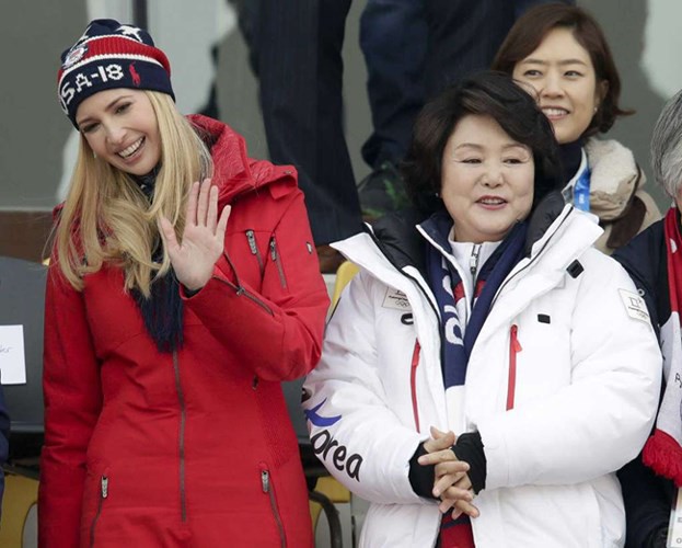 Vẻ đẹp hút hồn của ái nữ Tổng thống Trump tại Thế vận hội Pyeongchang - Ảnh 4.