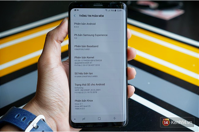 Trên tay Samsung Galaxy S9 màu Đen Huyền Bí: Vẫn đẹp không tì vết, nhìn qua đã thấy hút tầm mắt rồi - Ảnh 6.