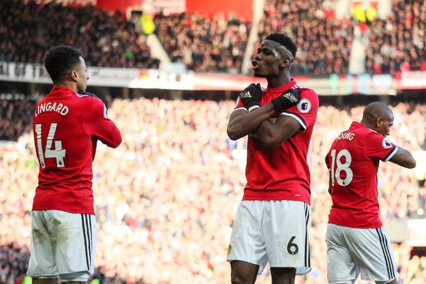 M&agrave;n ăn mừng của Lingard v&agrave; Pogba g&acirc;y sốt v&igrave; ăn theo bom tấn Black Panther - Ảnh 2.