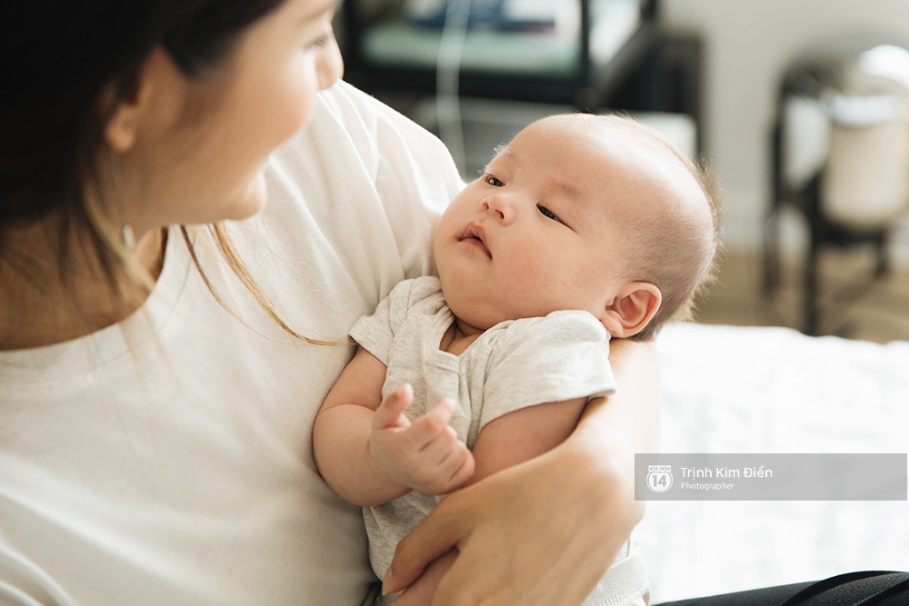 Julia Đoàn nói về chuyện làm mẹ khi còn trẻ, tự do và thành đạt: Từ nay mình chẳng cần đi đâu, chỉ cần ở cạnh con thì mình đã có cả thế giới rồi! - Ảnh 5.