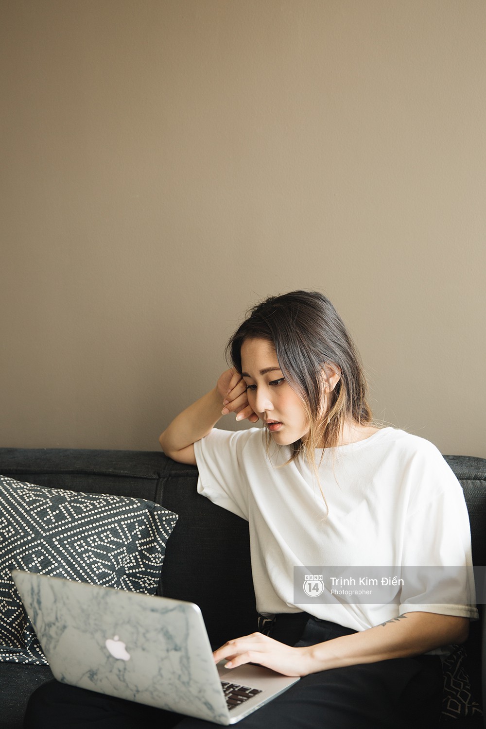 Julia Đoàn nói về chuyện làm mẹ khi còn trẻ, tự do và thành đạt: Từ nay mình chẳng cần đi đâu, chỉ cần ở cạnh con thì mình đã có cả thế giới rồi! - Ảnh 9.