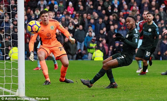 Man City đánh rơi chiến thắng vì phung phí nhiều cơ hội - Ảnh 3.