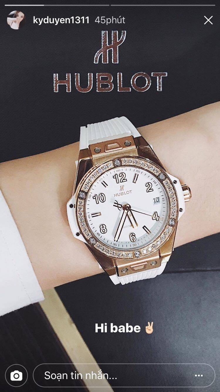 Sắm đồng hồ Hublot hơn 400 triệu VNĐ để chơi Tết, Kỳ Duyên quả biết cách chơi lớn - Ảnh 5. Sắm đồng hồ Hublot hơn 400 triệu VNĐ để chơi Tết, Kỳ Duyên quả biết cách chơi lớn - Ảnh 5.