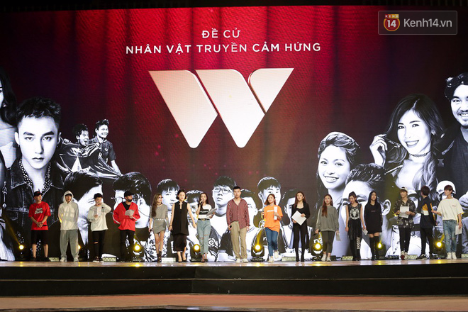 Phạm Quỳnh Anh, Only C, Bích Phương, Trang Pháp tập luyện đầy cảm xúc cho bài hát chủ đề của WeChoice Awards 2017 - Ảnh 9.