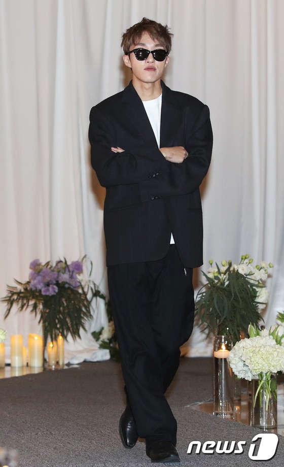 Tiệc cưới xa hoa của Taeyang: C&ocirc; d&acirc;u ch&uacute; rể cuối c&ugrave;ng đ&atilde; lộ diện, G-Dragon, T.O.P c&ugrave;ng d&agrave;n sao si&ecirc;u sang đổ bộ - Ảnh 59.