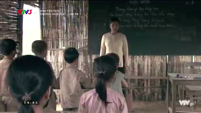 Thương nhớ ở ai tập 28: Đất nước đ&atilde; thống nhất nhưng Hạnh vẫn chưa nghe được tin g&igrave; của Nghĩa - Ảnh 10.