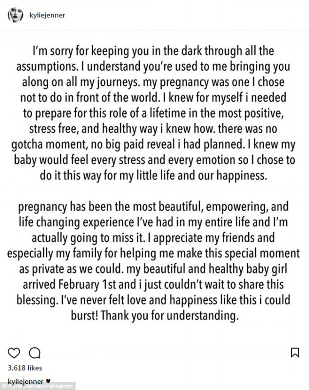 Kylie Jenner đã sinh con gái, chia sẻ video đầy cảm xúc về em bé và quá trình mang thai - Ảnh 1.