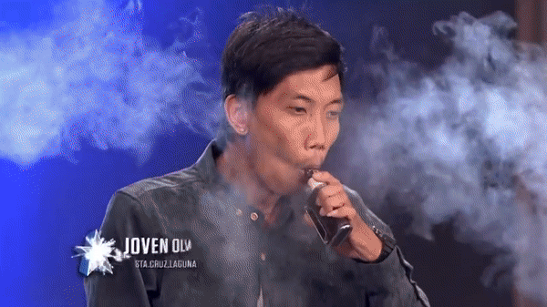 Chỉ đứng hít rồi nhả khói, anh chàng này vẫn khiến giám khảo Got Talent bật cười thích thú - Ảnh 4.