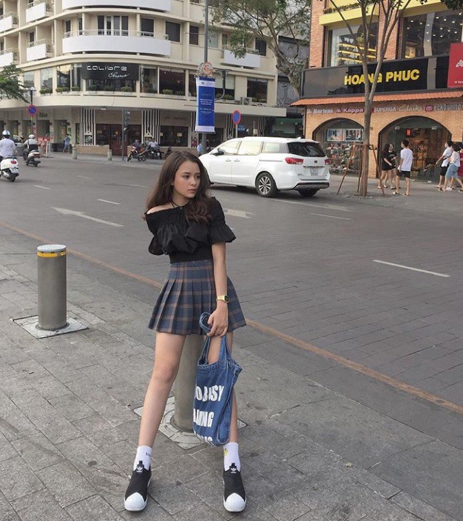 Cô bạn 10X xinh hút mắt nhờ thừa hưởng nét lai Việt - Mỹ - Ảnh 2. Cô bạn 10X xinh hút mắt nhờ thừa hưởng nét lai Việt - Mỹ - Ảnh 2.