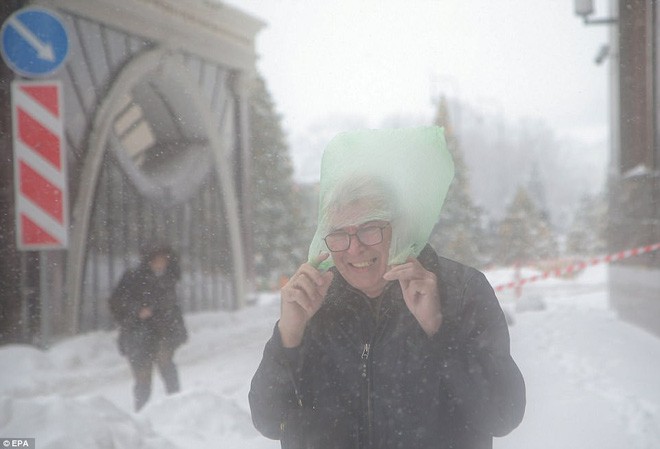 Tuyết rơi phá kỷ lục 100 năm ở Nga: Đã tìm ra nguyên nhân - Ảnh 6.