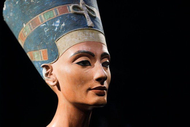 Quét radar lăng mộ Pharaoh Tutankhamun, hé lộ bí mật về nữ hoàng Nefertiti - Ảnh 6.