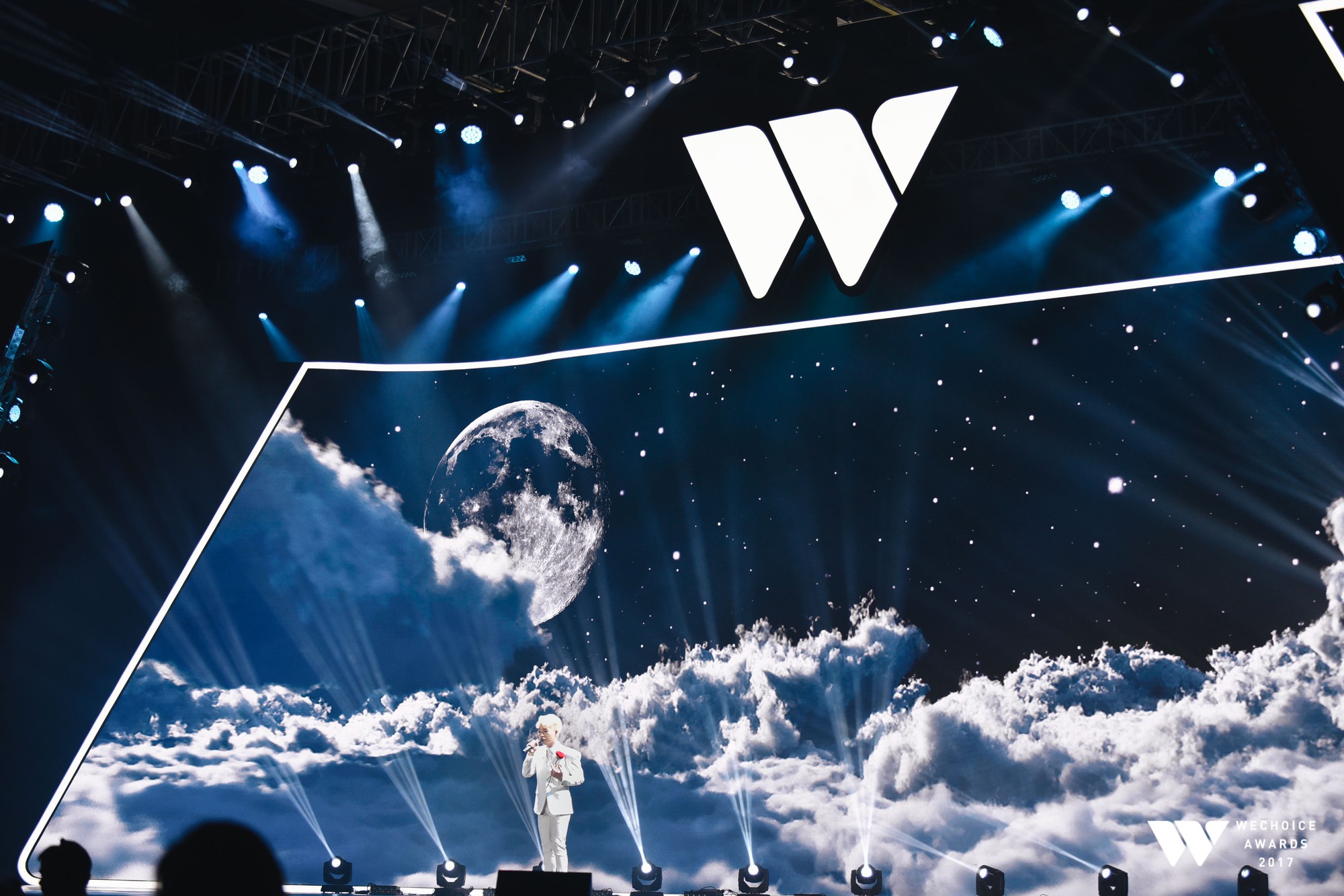 Khoảnh khắc WeChoice Awards: Đẹp nhất là khi Sơn Tùng, bé Bôm và các nghệ sĩ Việt cùng chậm lại trong dòng cảm xúc vỡ òa - Ảnh 23. Khoảnh khắc WeChoice Awards: Đẹp nhất là khi Sơn Tùng, bé Bôm và các nghệ sĩ Việt cùng chậm lại trong dòng cảm xúc vỡ òa - Ảnh 23.