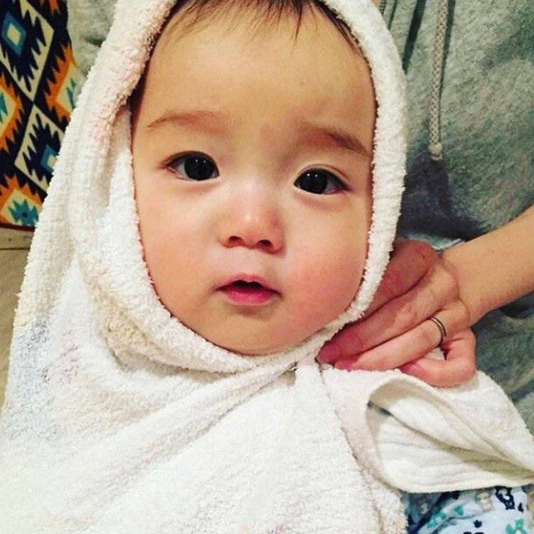 Diễn viên nhí Nhật Bản mới sinh ra đã nổi tiếng, là con trai của 3 soái ca cực phẩm không kém - Ảnh 5. Diễn viên nhí Nhật Bản mới sinh ra đã nổi tiếng, là con trai của 3 soái ca cực phẩm không kém - Ảnh 5.