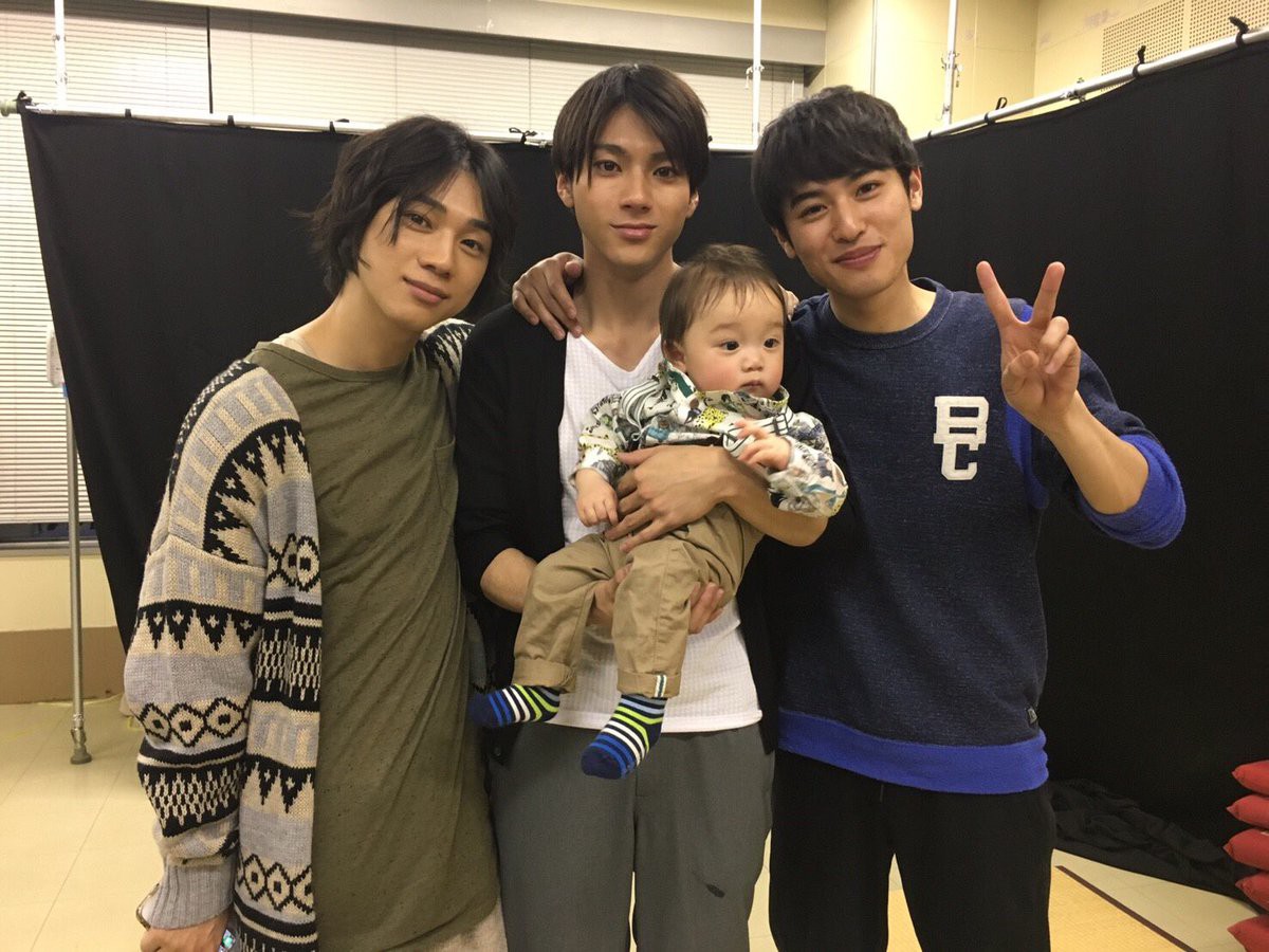 Diễn viên nhí Nhật Bản mới sinh ra đã nổi tiếng, là con trai của 3 soái ca cực phẩm không kém - Ảnh 3. Diễn viên nhí Nhật Bản mới sinh ra đã nổi tiếng, là con trai của 3 soái ca cực phẩm không kém - Ảnh 3.