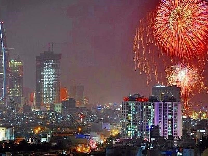 TP.HCM đổi địa điểm bắn pháo hoa Tết Nguyên đán - Ảnh 1.