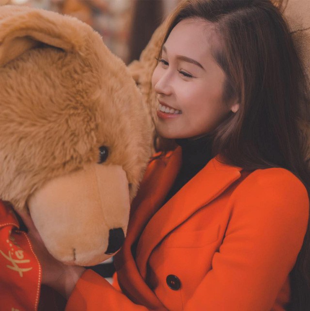  Nhan sắc xinh đẹp của cô gái nắm giữ trái tim người đàn ông quyền lực Shark Phạm Thanh Hưng - Ảnh 4.