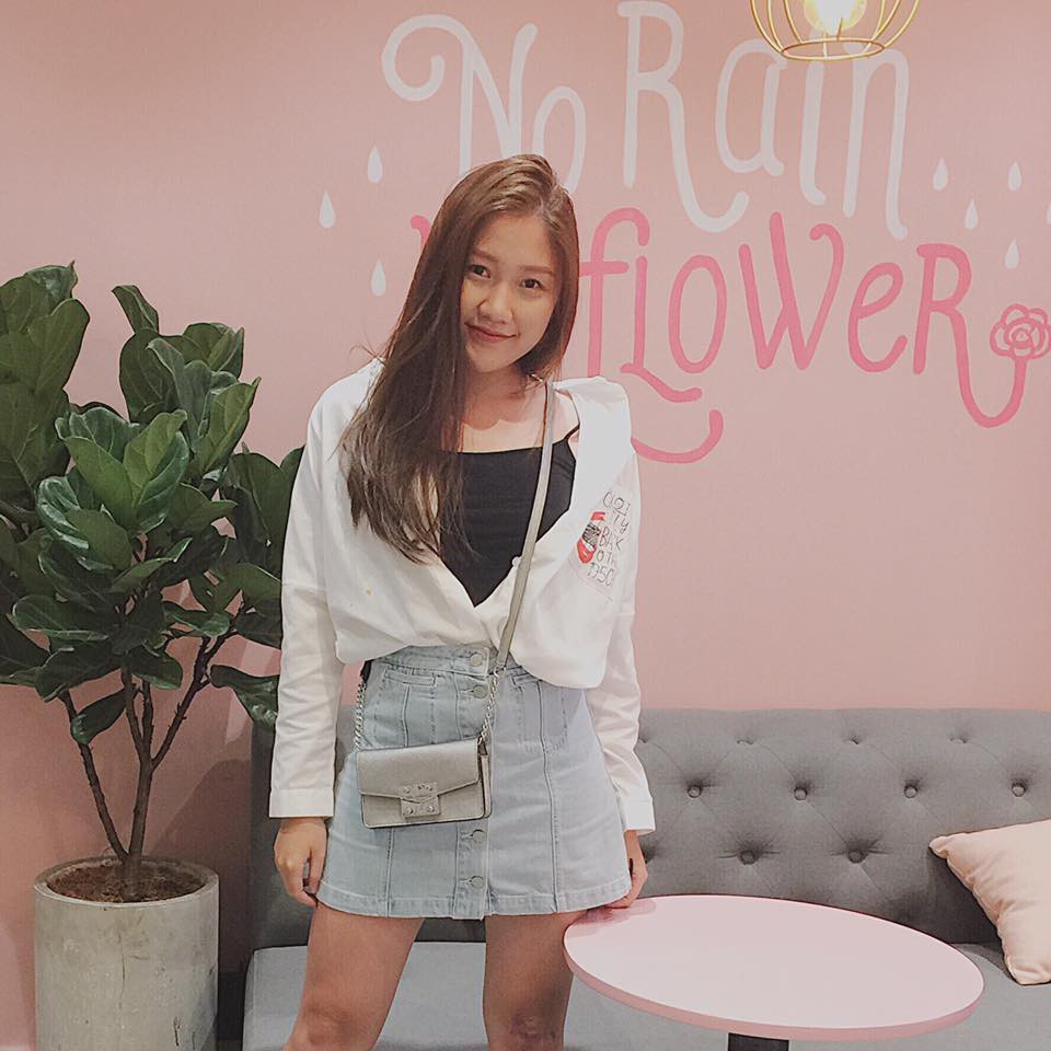 Trấn Thành còn có một cô em gái 19 tuổi xinh xắn chẳng kém gì hot girl! - Ảnh 9. Trấn Thành còn có một cô em gái 19 tuổi xinh xắn chẳng kém gì hot girl! - Ảnh 9.