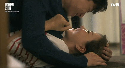 Những cảnh hôn trong phim Hàn khiến khán giả toát mồ hôi - Ảnh 17.
