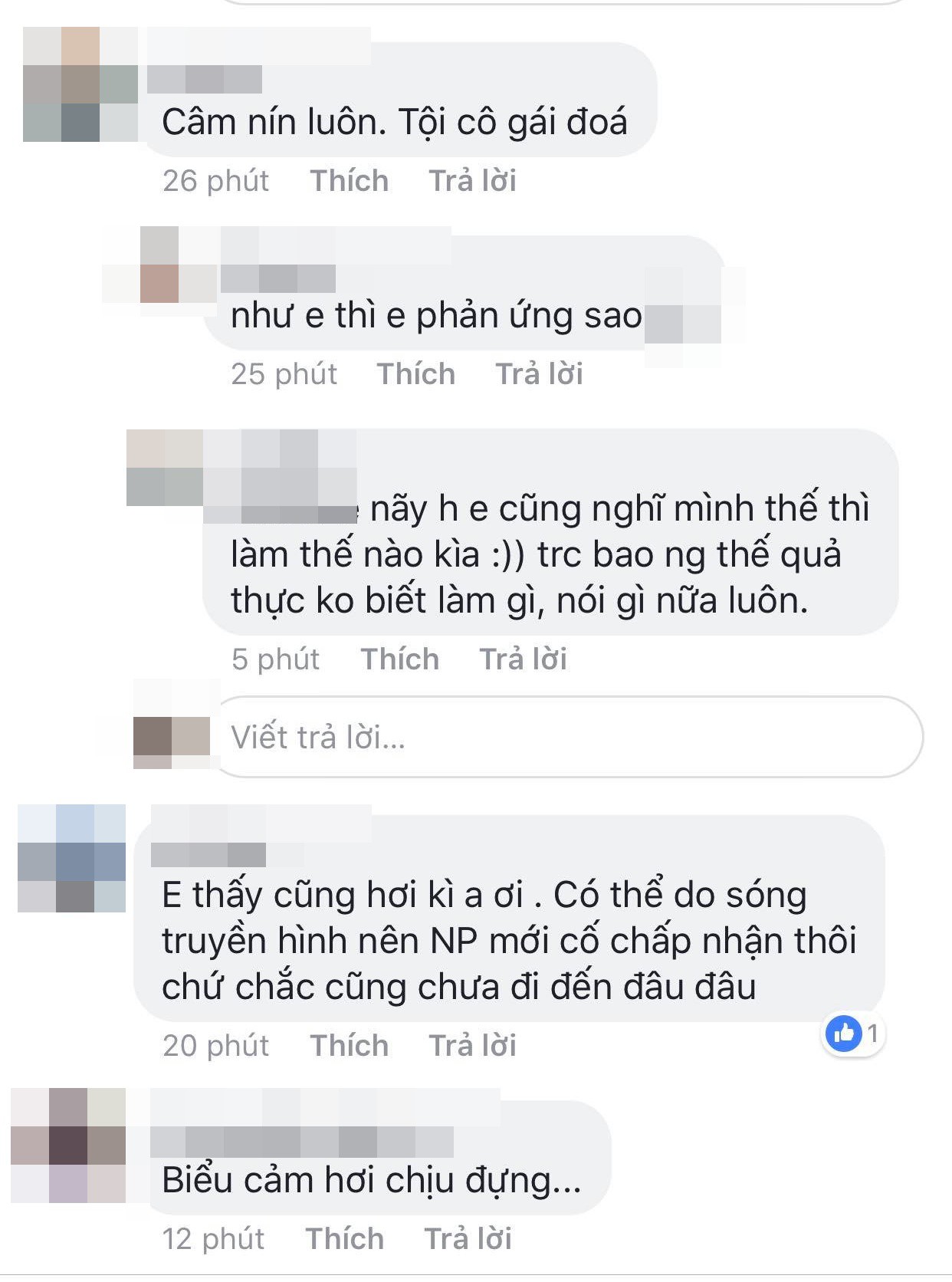 Phản ứng ngược đời của các chị em trước màn cầu hôn của Trường Giang: Tội cho cô gái đó! - Ảnh 5. Phản ứng ngược đời của các chị em trước màn cầu hôn của Trường Giang: Tội cho cô gái đó! - Ảnh 5.