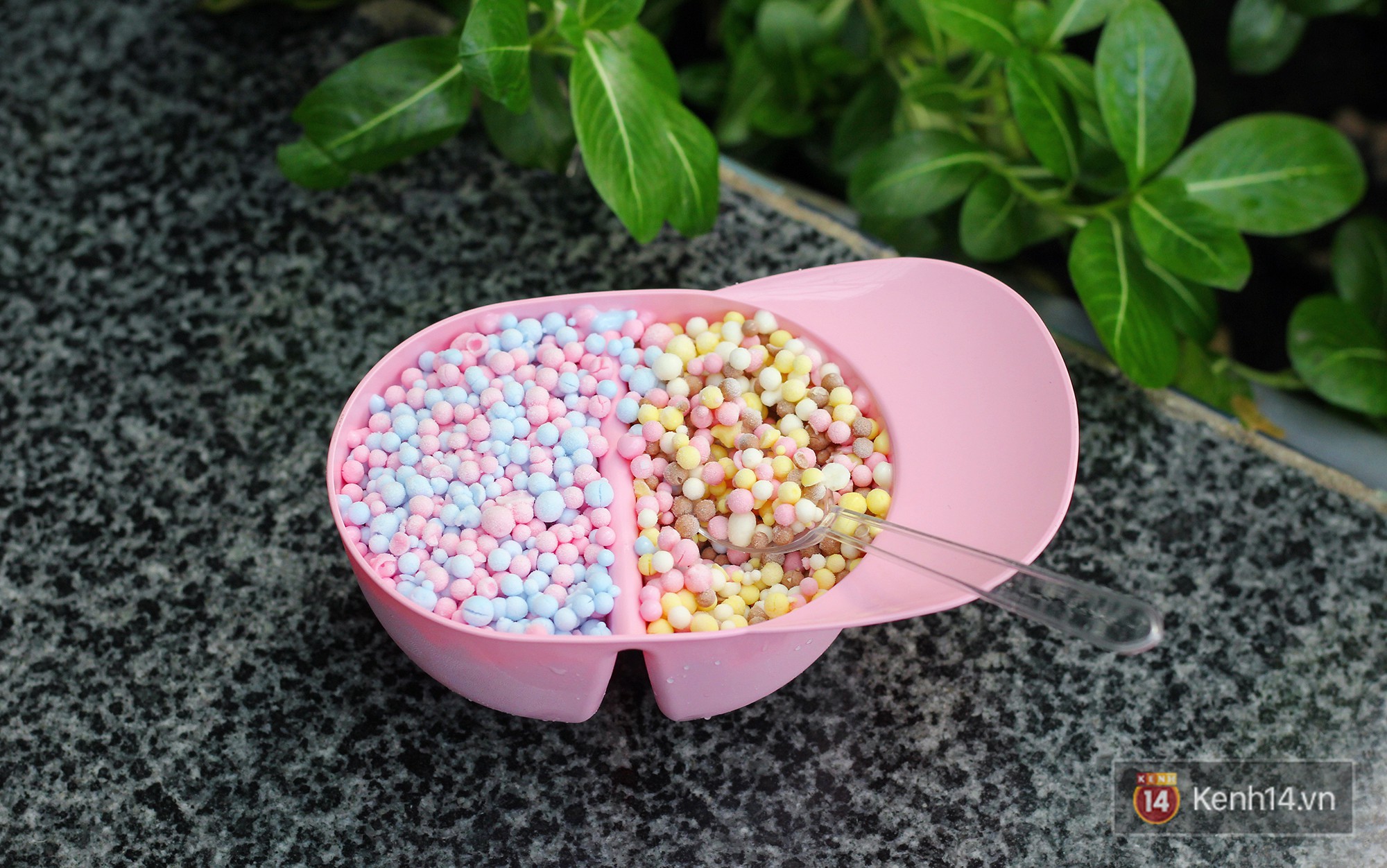 Đ&acirc;y đ&iacute;ch thị l&agrave; m&oacute;n kem sinh ra chỉ d&agrave;nh để sống ảo ở S&agrave;i G&ograve;n - Ảnh 2.