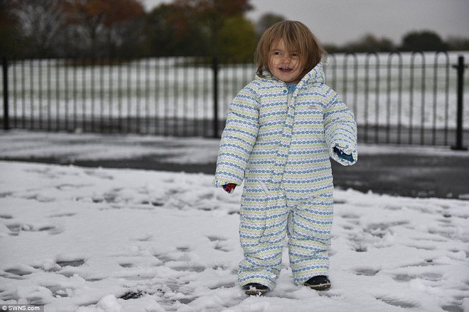 Nước Anh r&eacute;t kỷ lục trong v&ograve;ng 5 năm, ch&igrave;m dưới tuyết lạnh v&igrave; Qu&aacute;i vật từ ph&iacute;a Đ&ocirc;ng - Ảnh 10.