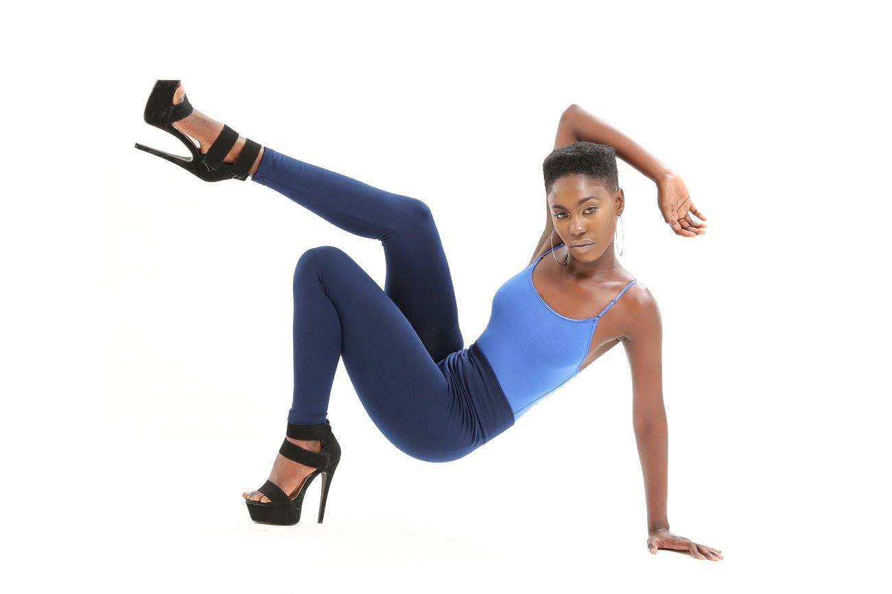 Uốn dẻo như tập yoga, nhìn mà đau người thay cho thí sinh Next Top Model! - Ảnh 7.