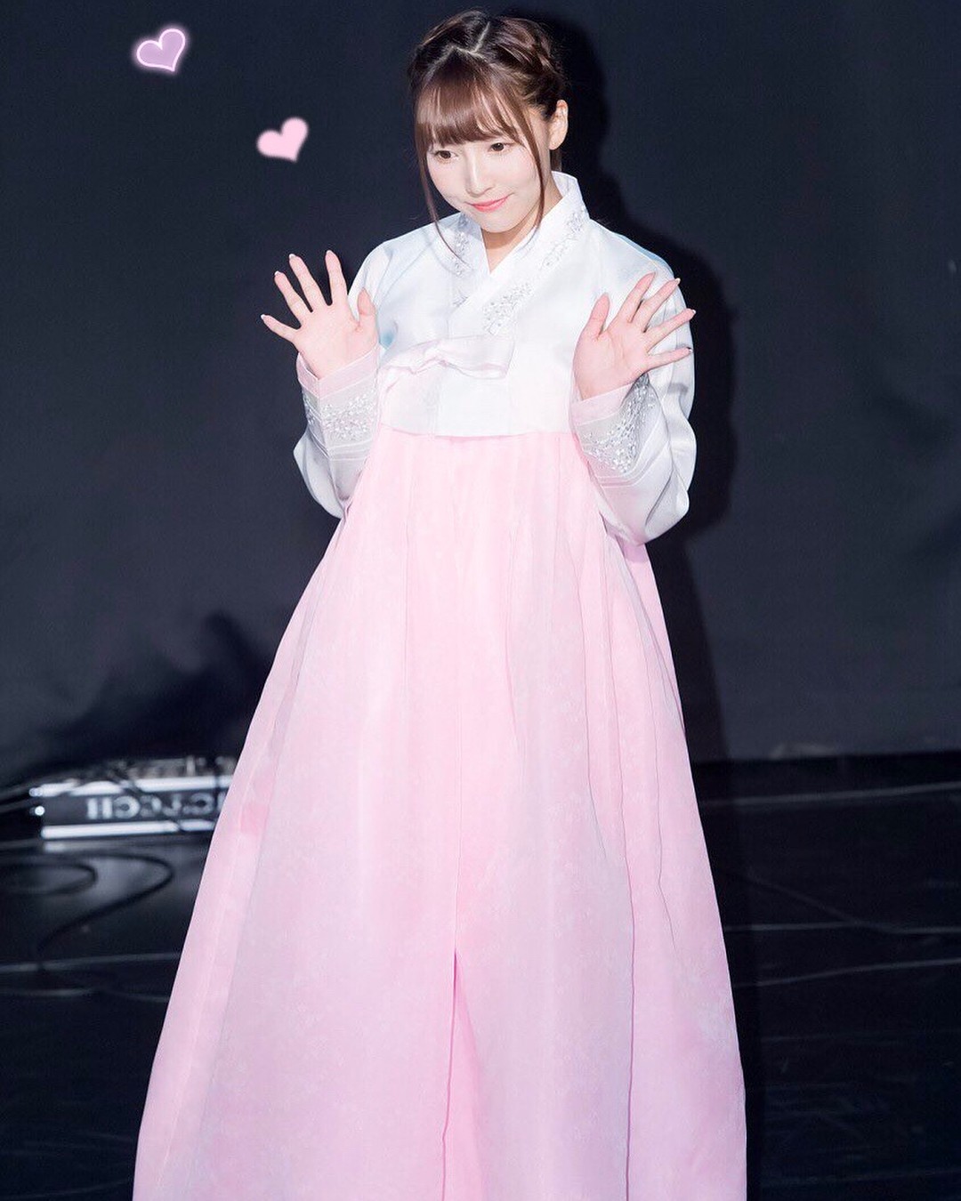 Chưa bỏ thói quen cũ, diễn viên AV Nhật ra mắt làm idol Kpop lại khoe ảnh phơi bày vòng 1 khủng trên mạng - Ảnh 3.