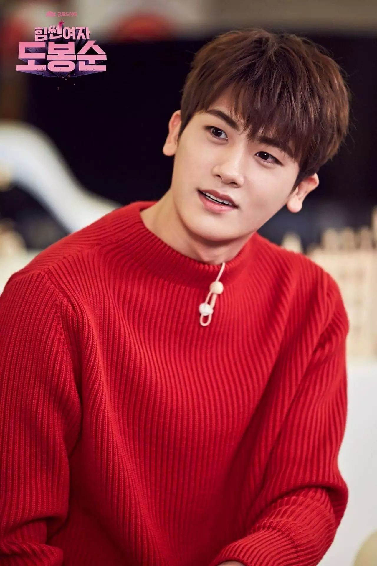 Hội idol Kpop debut để hát nhưng nên... làm nghề khác thì hơn (P.1) - Ảnh 7. Hội idol Kpop debut để hát nhưng nên... làm nghề khác thì hơn (P.1) - Ảnh 7.
