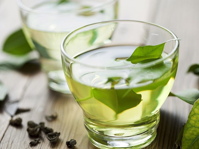 Ho&aacute; ra ngay trong bếp nh&agrave; bạn cũng c&oacute; những thứ gi&uacute;p detox gan cực hiệu quả - Ảnh 9.