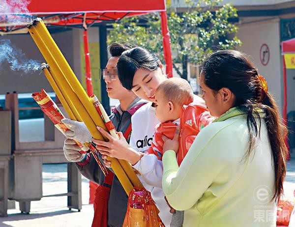  Cuộc đời đẫm nước mắt của nàng Á hậu từng khiến bao đại gia say mê: Bị bạn trai ép phá thai, con gái bị điếc bẩm sinh  - Ảnh 14.