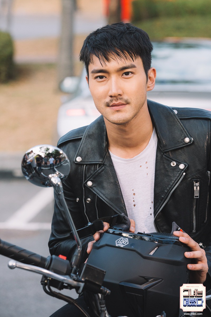 Hội idol Kpop debut để hát nhưng nên... làm nghề khác thì hơn (P.2) - Ảnh 4. Hội idol Kpop debut để hát nhưng nên... làm nghề khác thì hơn (P.2) - Ảnh 4.