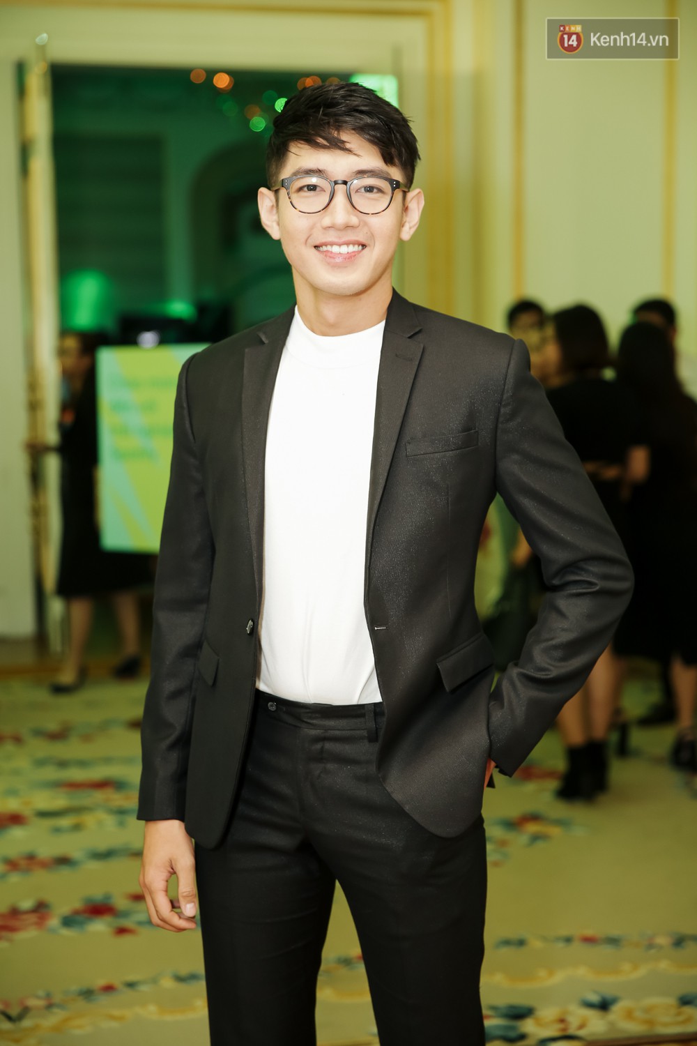 Ninh Dương Lan Ngọc mạnh mẽ cá tính đối lập Mâu Thủy điệu đà tại sự kiện - Ảnh 15. Ninh Dương Lan Ngọc mạnh mẽ cá tính đối lập Mâu Thủy điệu đà tại sự kiện - Ảnh 15.