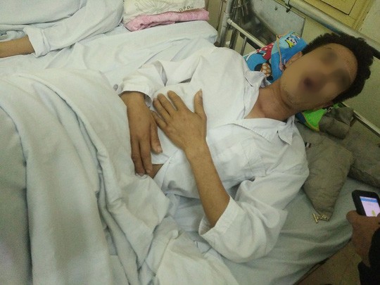 Bảo vệ Bệnh viện K đánh người nhà bệnh nhân rạn xương, nhập viện - Ảnh 2.