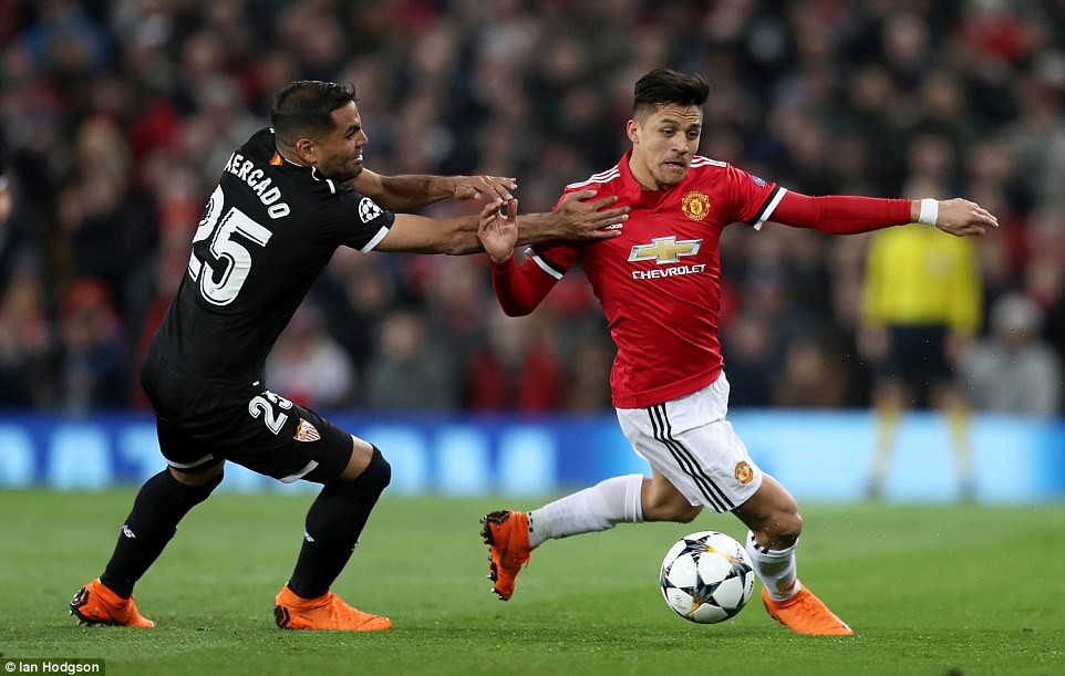 Man Utd nhạt nhòa, bị đá văng khỏi Champions League - Ảnh 10. Man Utd nhạt nhòa, bị đá văng khỏi Champions League - Ảnh 10.