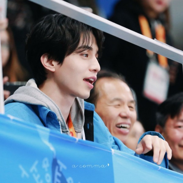 Văn Mai Hương phát cuồng vì độ điển trai của Lee Dong Wook trong buổi fan-meeting tại Hàn Quốc - Ảnh 8.
