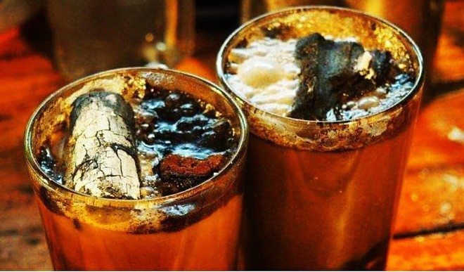 Vòng quanh thế giới đi tìm những món cafe độc đáo nhất: Cafe pha với than hồng, pho mát - Ảnh 8.