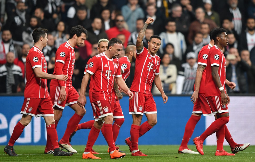 Besiktas 1-3 Bayern Munich: HLV Jupp Heynckes phá kỷ lục Champions League - Ảnh 5. Besiktas 1-3 Bayern Munich: HLV Jupp Heynckes phá kỷ lục Champions League - Ảnh 5.