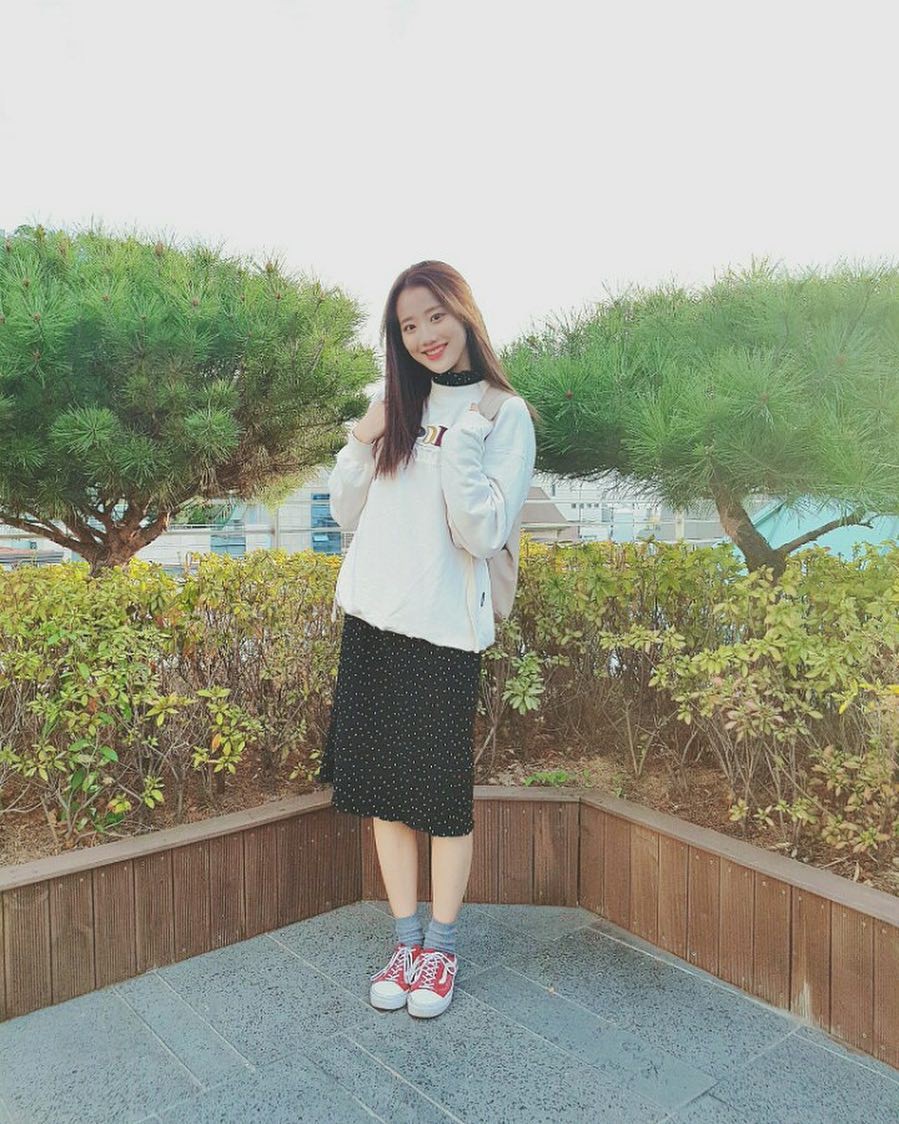 Thật trùng hợp, nhiều chàng trai Hàn Quốc đều muốn bạn gái mình mặc giống nữ idol này - Ảnh 9.