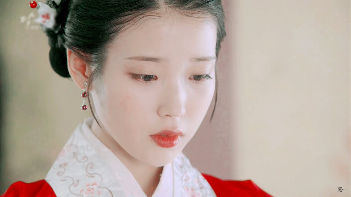 New Film Iu Pretty Dumb Makes Viewers Forget Her Bad Acting