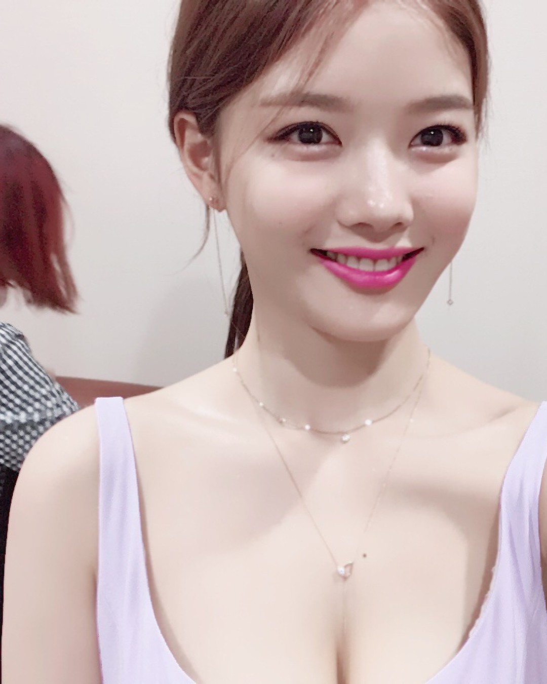 [Image: kimyoojung1-15212123656351369085525.jpg]