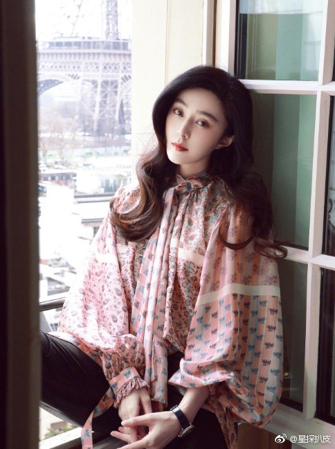 Ngo&agrave;i Phạm Thừa Thừa, Phạm Băng Băng c&ograve;n c&oacute; c&ocirc; em họ hứa hẹn sẽ th&agrave;nh mỹ nh&acirc;n tương lai của Cbiz - Ảnh 2.