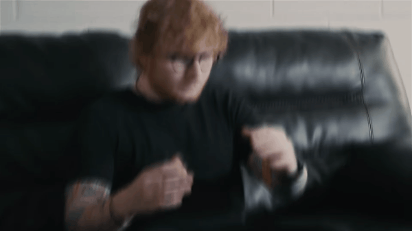 Kendall Jenner và Ed Sheeran cùng ăn chửi vì xuất hiện trong MV của Chris Brown - Ảnh 1. Kendall Jenner và Ed Sheeran cùng ăn chửi vì xuất hiện trong MV của Chris Brown - Ảnh 1.