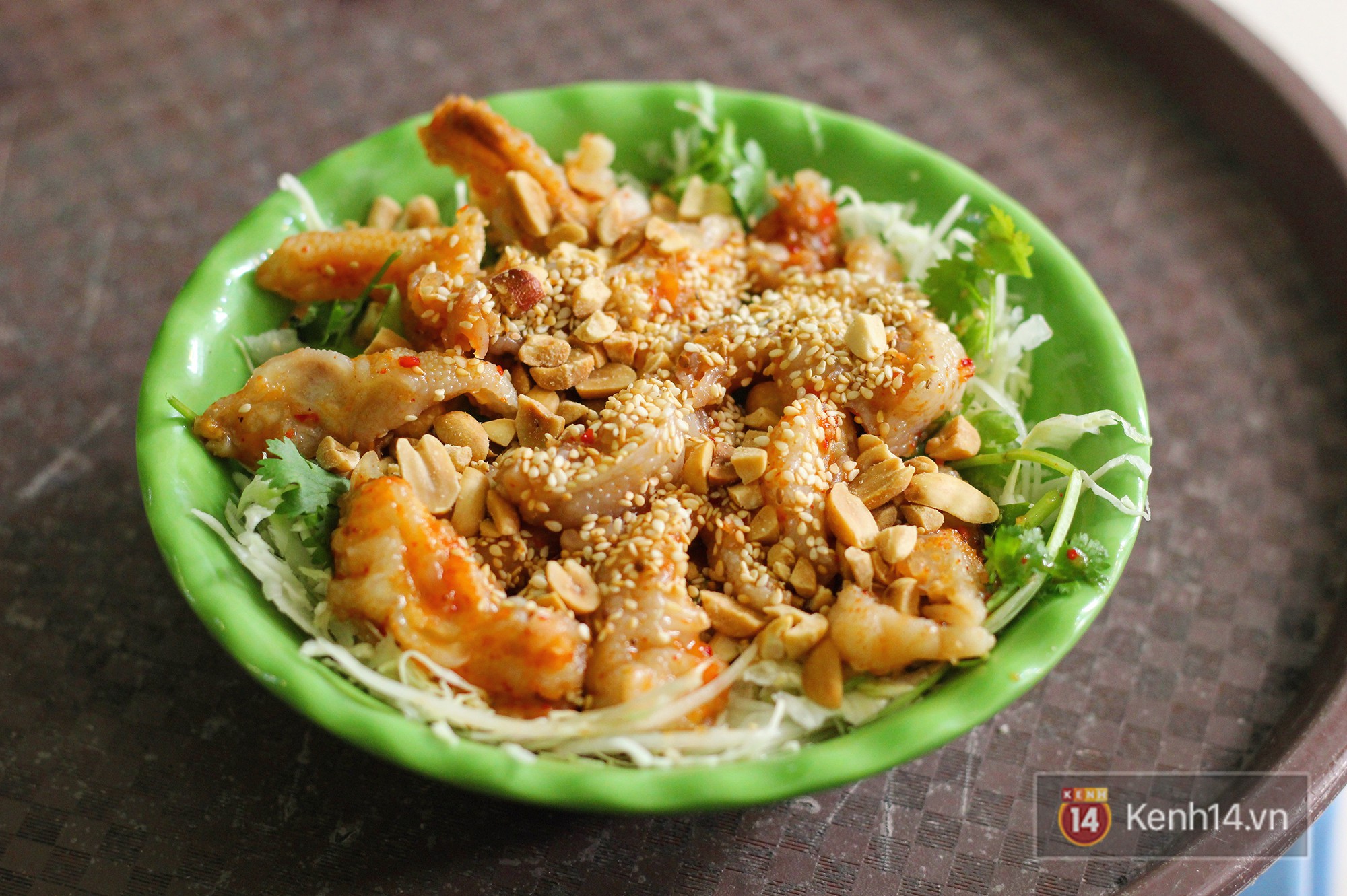 Hàng chè nổi tiếng ở Hà Nội có khách ùn ùn kéo đến nhưng lại để ăn... món khác - Ảnh 8. Hàng chè nổi tiếng ở Hà Nội có khách ùn ùn kéo đến nhưng lại để ăn... món khác - Ảnh 8.