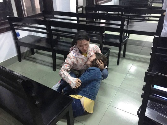 X&uacute;c động khi nghe con trai cố nh&agrave; b&aacute;o Nguyễn Đ&igrave;nh Qu&acirc;n xin giảm nhẹ h&igrave;nh phạt cho t&agrave;i xế t&ocirc;ng chết cha m&igrave;nh - Ảnh 2.
