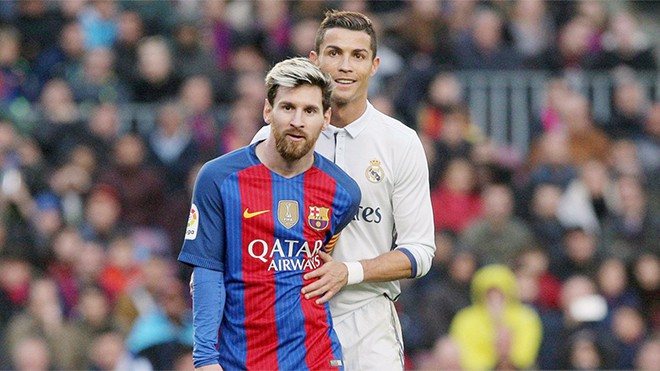 Ronaldo cá cược với đồng đội sẽ vượt Messi trong cuộc đua Vua phá lưới - Ảnh 1.